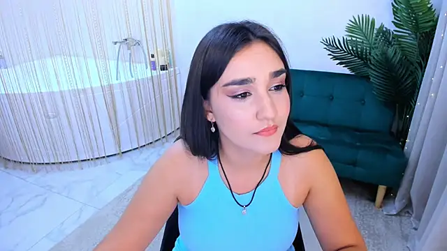 Snapshot of GoldenHeart_1 chatting on 09-23-25, 07:50 GoldenHeart 1 online show from 09-23-25, 07:50