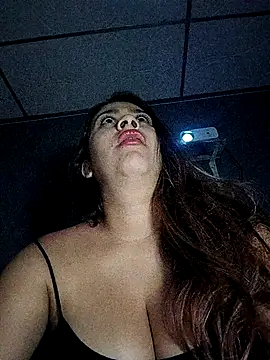 Snapshot of Latina_sexy1 chatting on 09-28-25, 03:12 Latina sexy1 online show from 09-28-25, 03:12