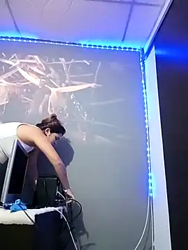 Snapshot of Latina_sexy1 chatting on 11-19-25, 02:33 Latina sexy1 online show from 11-19-25, 02:33