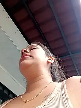 Latina sexy1 online show from 01-14-26, 07:41