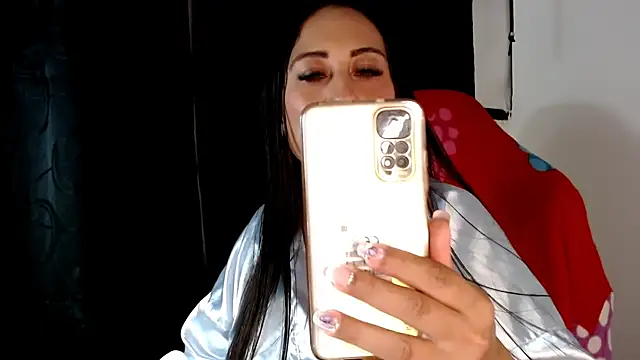 Snapshot of carolinalovee_ chatting on 01-11-25, 04:38 carolinalovee online show from 01-11-25, 04:38