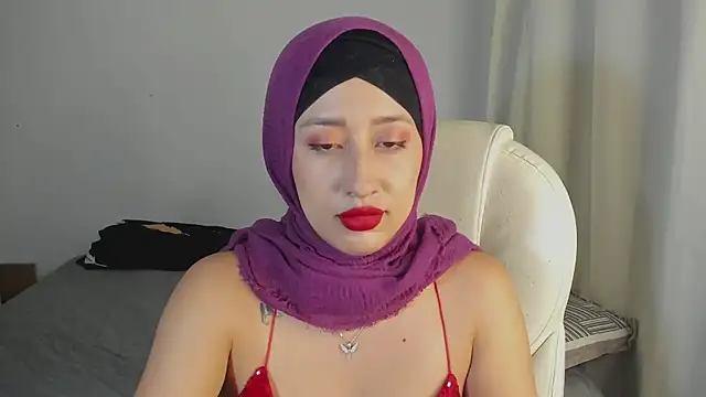 adila anich online show from 03-18-25, 10:37