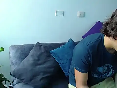 Santiago kiler online show from 12-15-24, 02:27