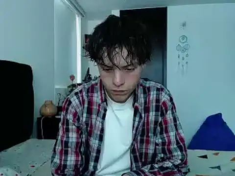 Santiago kiler online show from 12-20-24, 08:12