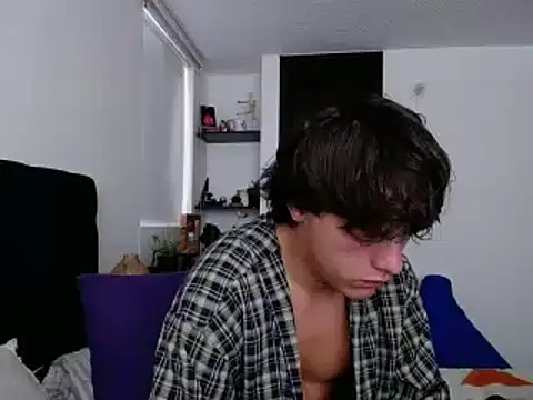 Santiago kiler online show from 12-26-24, 09:26