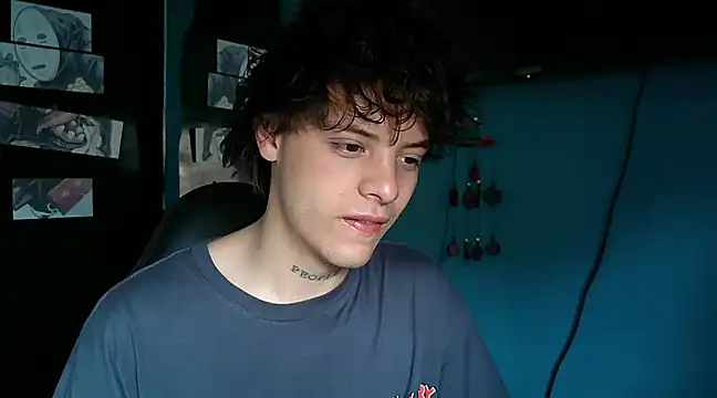 Santiago kiler online show from 01-02-25, 04:02