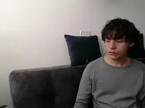 Santiago kiler online show from 01-24-25, 04:06