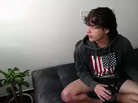 Santiago kiler online show from 01-27-25, 04:54