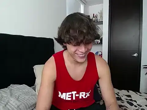 Santiago kiler online show from 03-14-25, 03:58