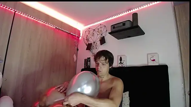 Santiago kiler online show from 01-14-26, 12:11