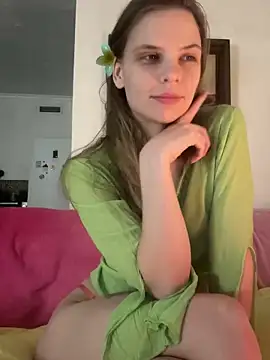 LeyaJohnson online show from 03-01-25, 09:59