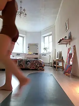 LeyaJohnson online show from 03-06-26, 01:18