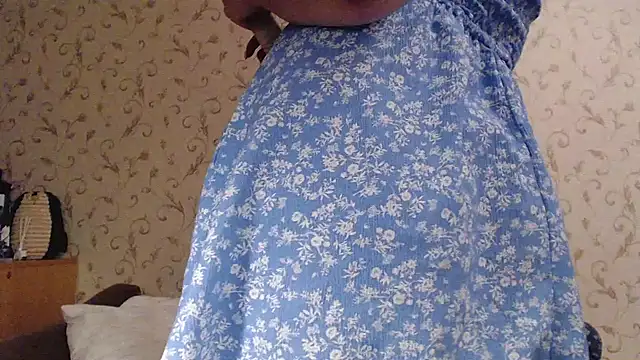 Snapshot of mmmPinUpGirl chatting on 12-19-24, 08:44 mmmPinUpGirl online show from 12-19-24, 08:44