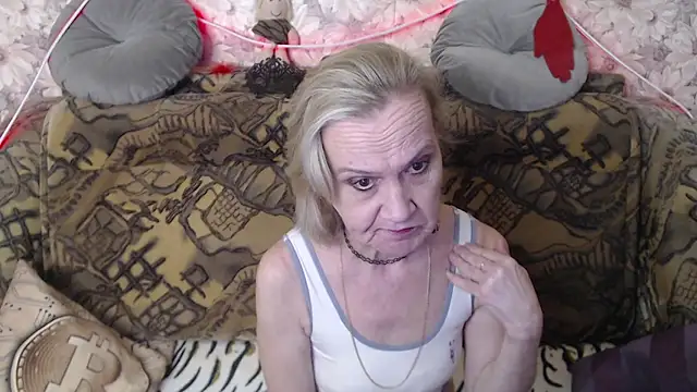 Snapshot of MissBekker chatting on 01-19-25, 07:04 MissBekker online show from 01-19-25, 07:04