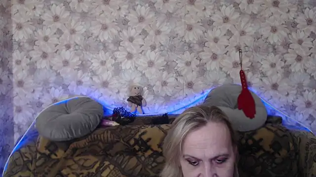 Snapshot of MissBekker chatting on 03-07-25, 07:19 MissBekker online show from 03-07-25, 07:19