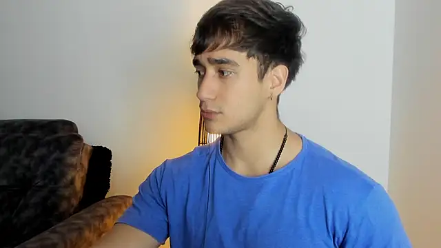 Snapshot of AlexRivera6 chatting on 11-14-25, 01:21 AlexRivera6 online show from 11-14-25, 01:21