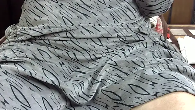 Snapshot of Kavya_XX chatting on 12-03-25, 05:15 Kavya XX online show from 12-03-25, 05:15