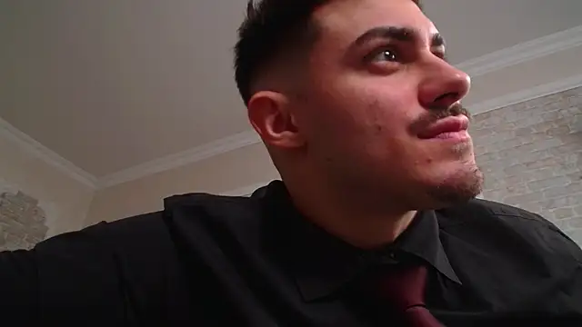 Snapshot of WilsonJules chatting on 01-24-25, 09:37 WilsonJules online show from 01-24-25, 09:37