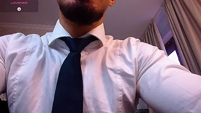 Snapshot of WilsonJules chatting on 09-29-25, 05:45 WilsonJules online show from 09-29-25, 05:45