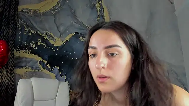 Daphne Moss online show from 02-20-25, 02:24