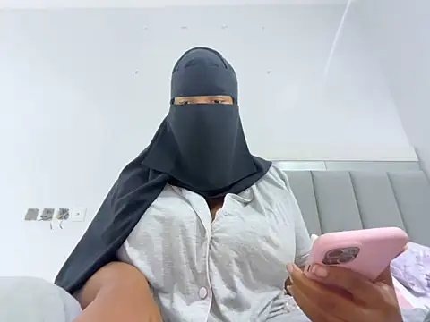 Submissive Arab online show from 02-07-25, 11:13