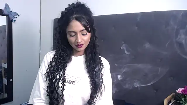 Delilah Blazee online show from 04-27-26, 04:27