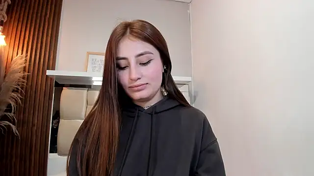 LANA-JONNES online show from 01-11-25, 07:39