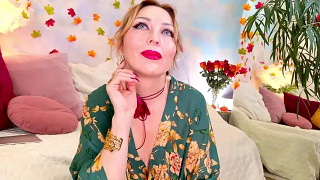 Ledy Mary online show from 11-30-25, 06:34