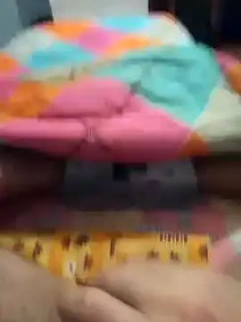 Snapshot of jon763 chatting on 12-25-24, 06:19 jon763 online show from 12-25-24, 06:19