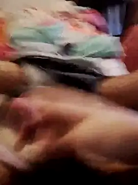 Snapshot of jon763 chatting on 11-22-25, 01:43 jon763 online show from 11-22-25, 01:43