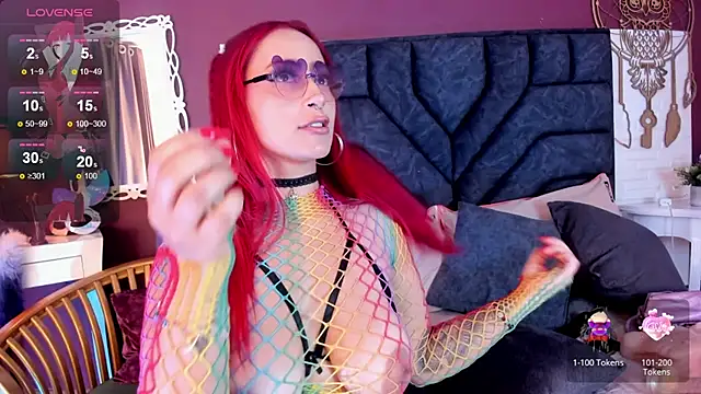 Mia-Bloom online show from 02-07-25, 06:24