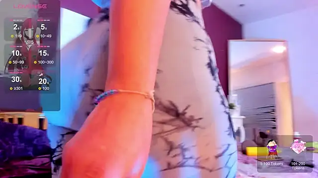 Mia-Bloom online show from 03-07-25, 10:35