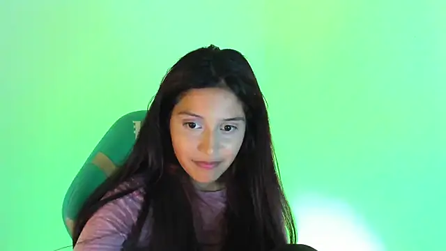 Little Lisy online show from 02-17-25, 03:58