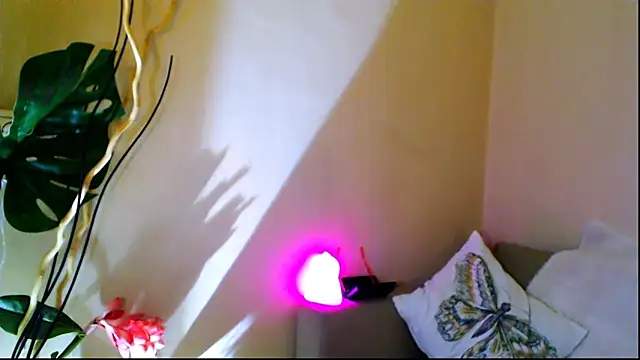 OLIVIA CANDY online show from 01-23-25, 04:30