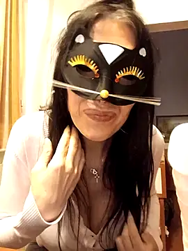 Snapshot of eva750 chatting on 03-08-25, 05:22 eva750 online show from 03-08-25, 05:22