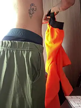 sorry-mom69 online show from 04-25-26, 01:41