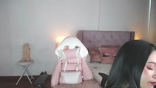 destinysweet21 online show from 02-21-25, 05:42