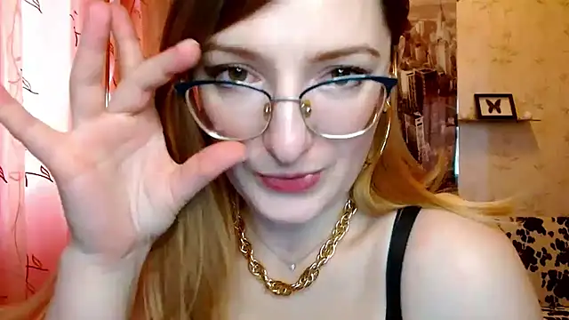 Snapshot of Arielsssplash chatting on 02-26-25, 08:04 Arielsssplash online show from 02-26-25, 08:04