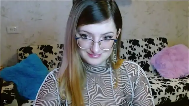 Arielsssplash online show from 10-21-25, 06:58