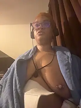 nickytheehawtie online show from 03-26-26, 11:54