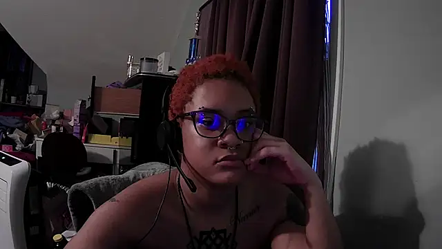 nickytheehawtie online show from 04-27-26, 12:19
