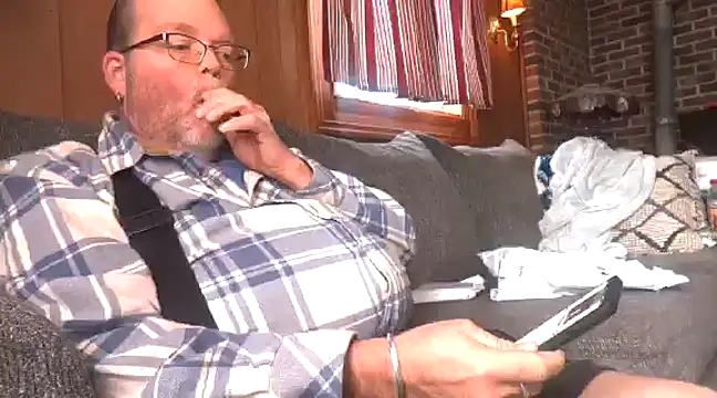 Snapshot of mrwizard4570 chatting on 12-23-24, 07:41 mrwizard4570 online show from 12-23-24, 07:41