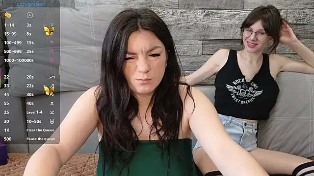 Vika loves you online show from 04-20-26, 02:03