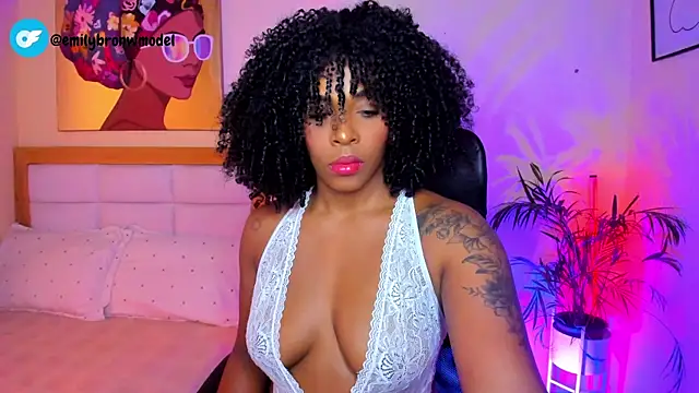 Snapshot of AitanaBrown_ chatting on 05-25-26, 09:10 AitanaBrown online show from 05-25-26, 09:10