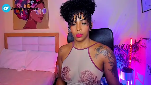 Snapshot of AitanaBrown_ chatting on 05-31-26, 02:24 AitanaBrown online show from 05-31-26, 02:24
