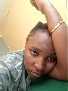 Snapshot of Samia_Queen chatting on 03-13-25, 10:05 Samia Queen online show from 03-13-25, 10:05