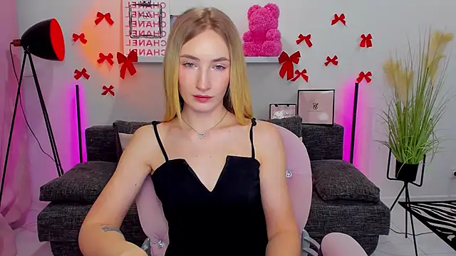 bella  rose online show from 02-21-25, 06:07