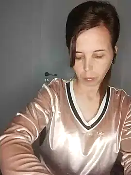 loveis007 online show from 09-29-25, 08:24