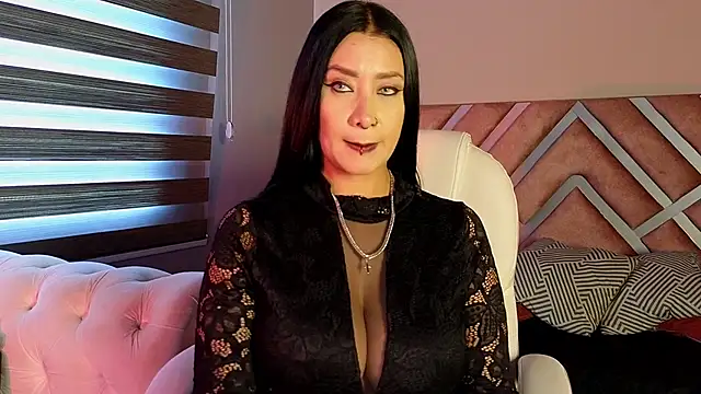  kelly hous36 online show from 02-17-25, 03:42