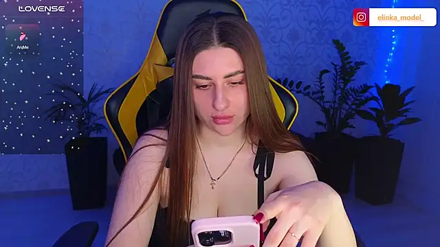 Elishka  online show from 02-19-25, 04:33